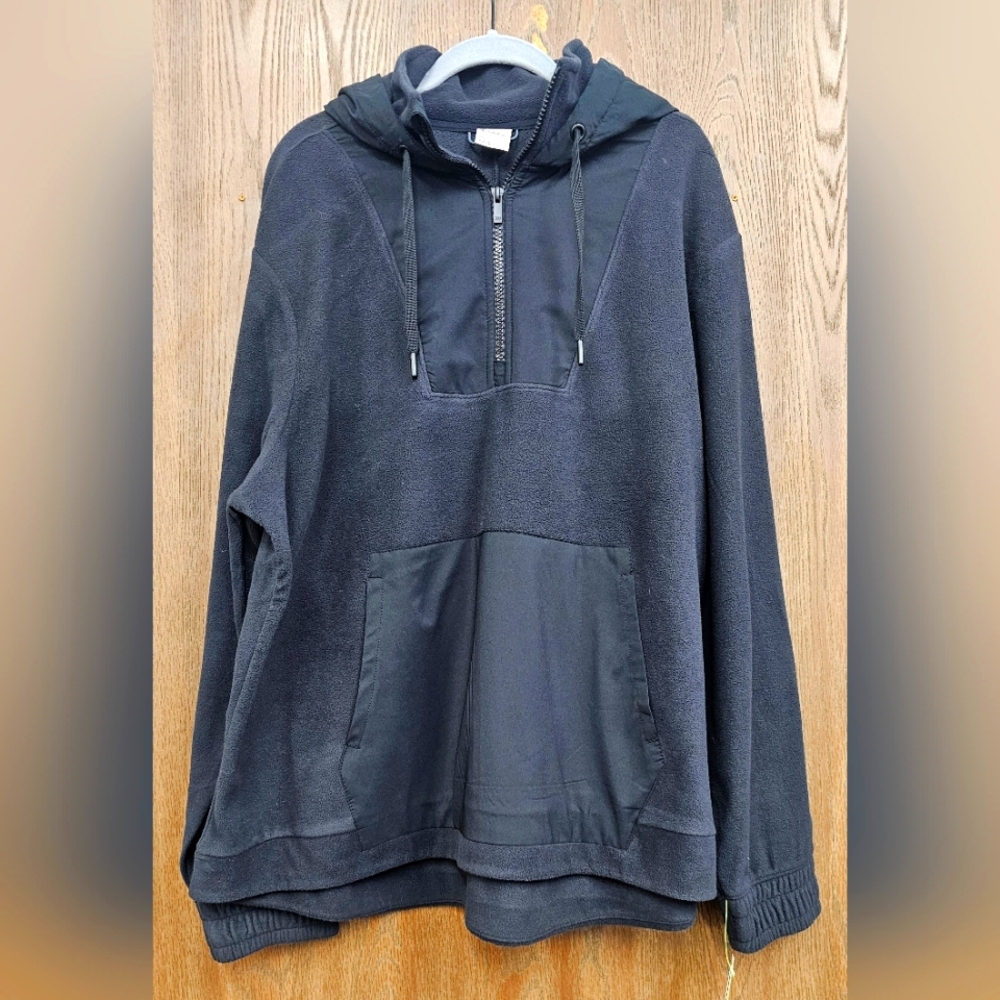 NWT Men's All in Motion 3/4 zipper black sweater with hoodie, XXL
